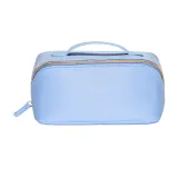 Trusă de călătorie pentru produse cosmetice din PU. Prezintă închidere cu fermoar — fotografia 2