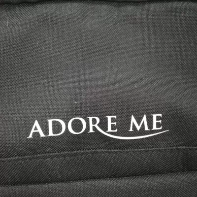 Mostra adore me2