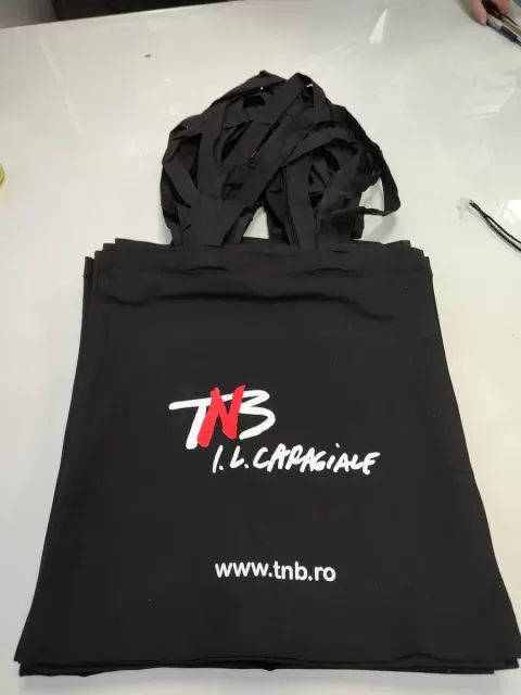 Sacosa neagra tnb